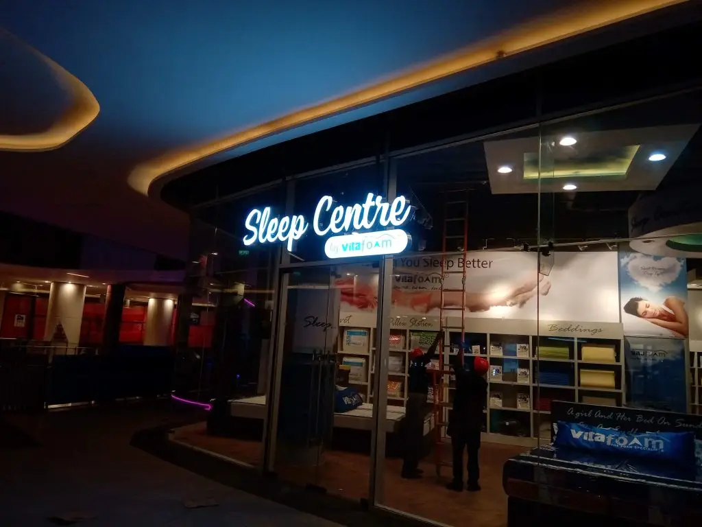 3D illuminated channel sign reading SLEEP CENTRE